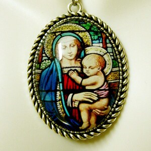 Madonna and child stained glass window pendant and chain - AP09-098