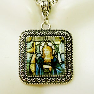 Archangel Raphael pendant and chain - AP02-030