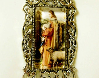 Christ the good shepherd pendant with chain - AP12-338