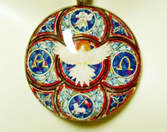 Holy Spirit pendant with chain - GP03-001