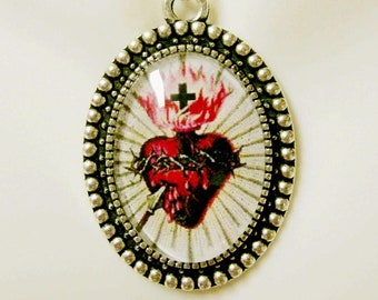 Sacred heart of Christ pendant and chain - AP05-225