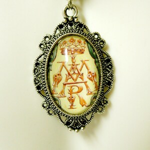 Marian symbol pendant and chain - AP04-420