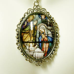 Nativity stained glass window pendant and chain - AP09-351
