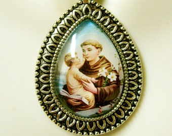 Saint Anthony pendant with chain - AP15-104