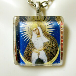 Our Lady of Gate of Dawn pendant with chain - GP02-142