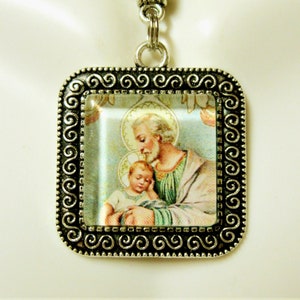 Saint Joseph pendant and chain - AP02-096