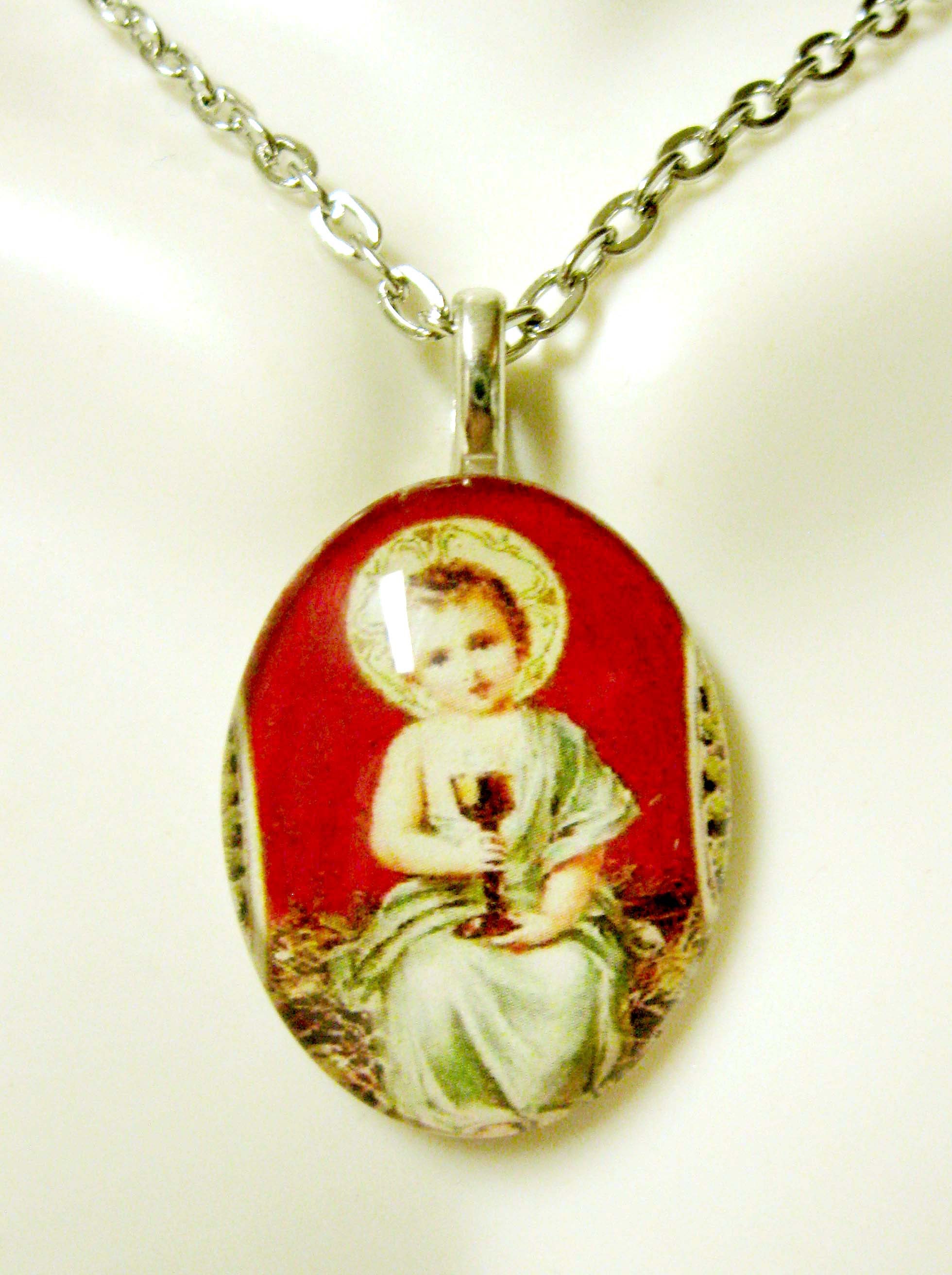 Christ portrait pendant with chain - GP12-134 cameo style