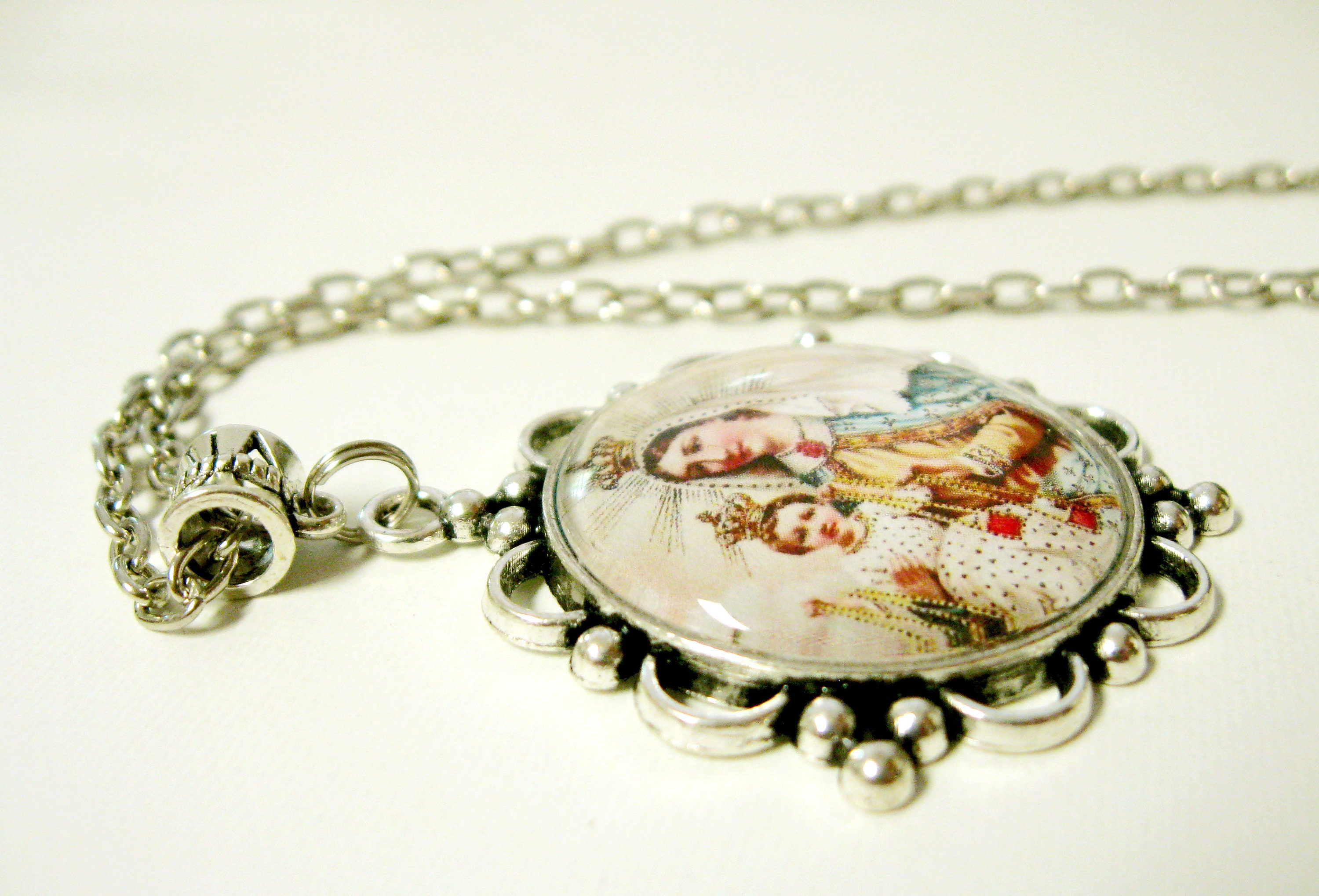 Our Lady of Mount Carmel Pendant and Chain - AP26-140 - Etsy