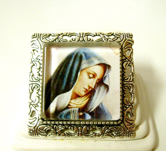 悲しみの聖母コンバーチブルブローチ/ペンダントとチェーン - AP35-155