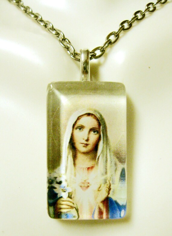 GP09-052 Immaculate heart pendant with chain