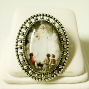 Our Lady of Fatima brooch/pin - BR02-127