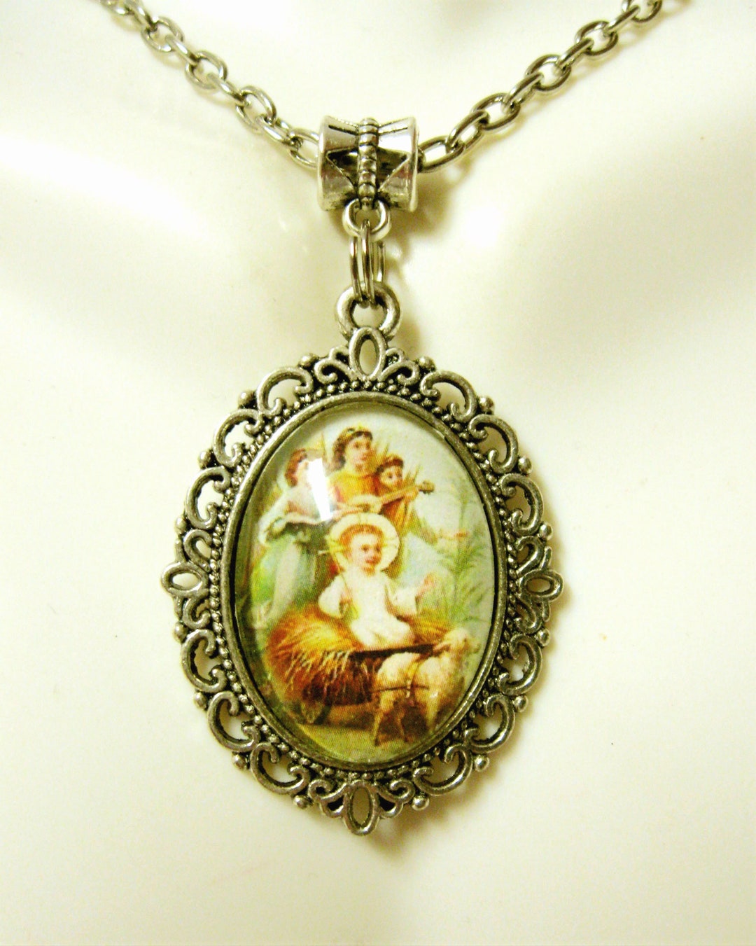 Baby Jesus With Angels Pendant and Chain - AP05-018 - Etsy