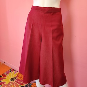 Size Small | Vintage 1970&#39;s Maroon Culottes / Wide Leg Shorts