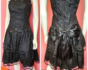 Size XS to Small | Vintage 1990's Scott McClintock Black Lace Strapless Prom Dress with Large Bow on Back