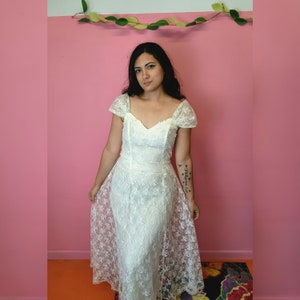 Size Small to XL | Vintage 1970&#39;s to 1980&#39;s Jessica McClintock for Gunne Sax Lace Ivory Wedding Dress or Formal Gown