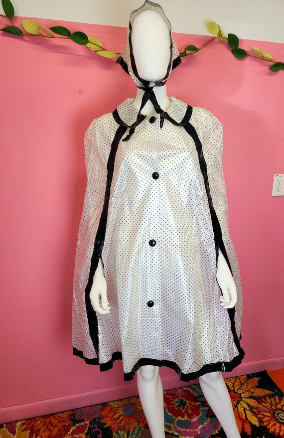 Size Small to Large | Vintage 1960's Vinyl White … - image 8