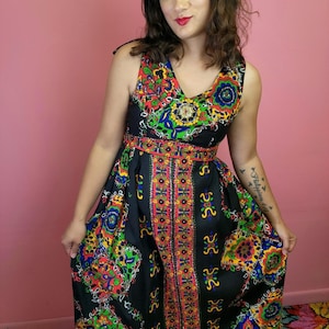 Size Small Medium Vintage 1960’s Colorful Psychedelic Paisley with Glitter Maxi Dress