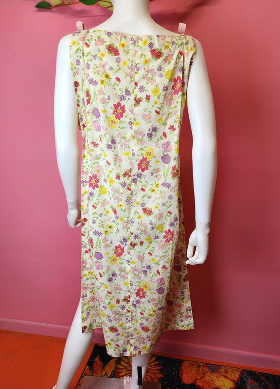 Size Small to XL | Vintage 1960's Floral Open Sid… - image 8