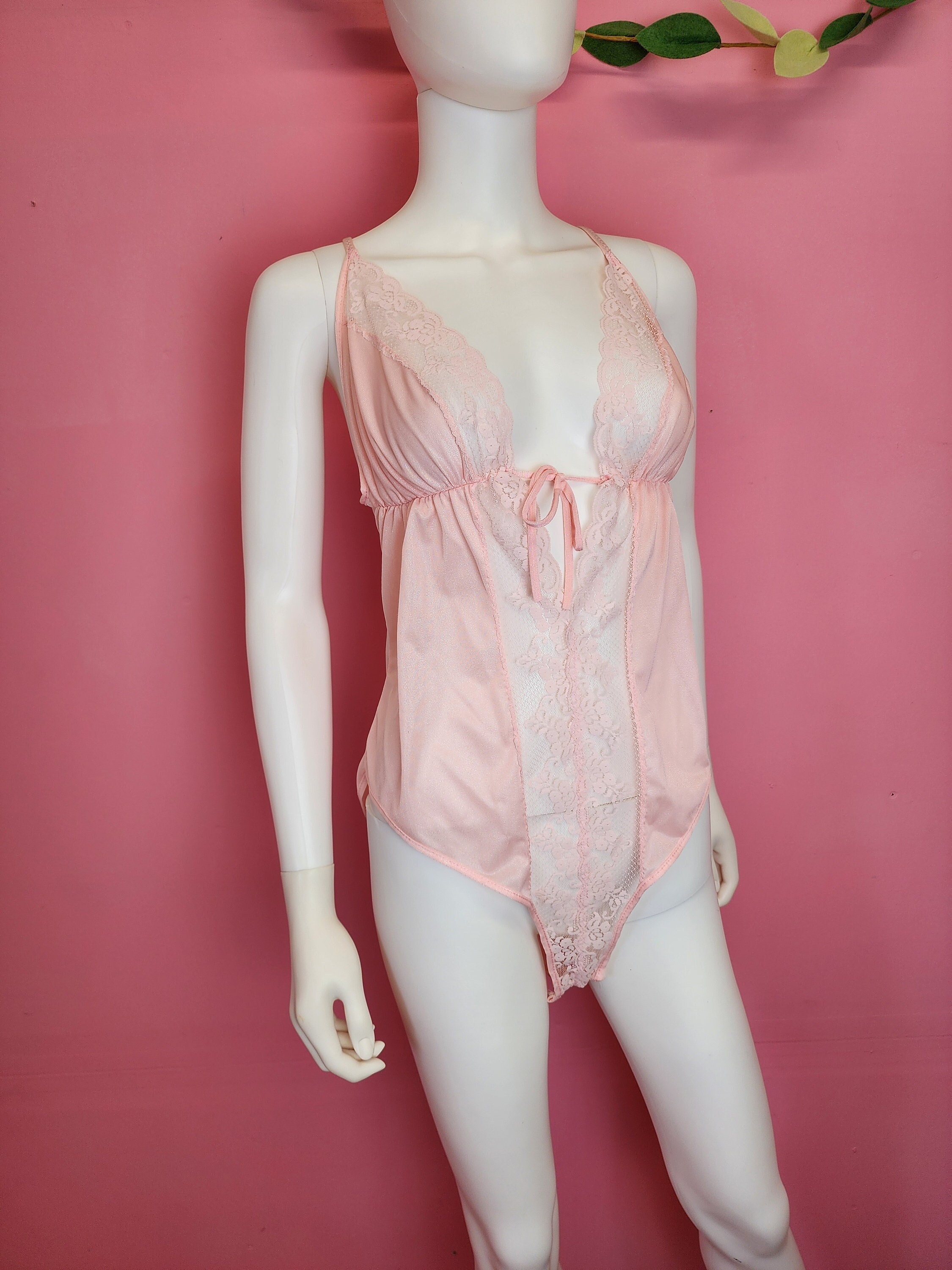 LOVE STORY Lace Teddy in Hot Pink