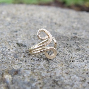 Gold Filled Small Swirl Tragus Ear Cuff