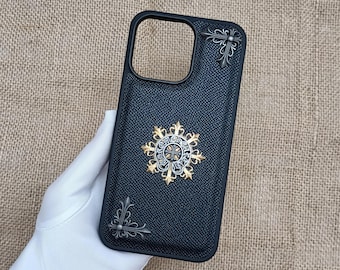 Funda de cuero con diseño de cruz de iris en llamas para iPhone 16, 15, 14 Plus, 13, 12 y 11 Pro Max, color negro y blanco, ideal como regalo para él.