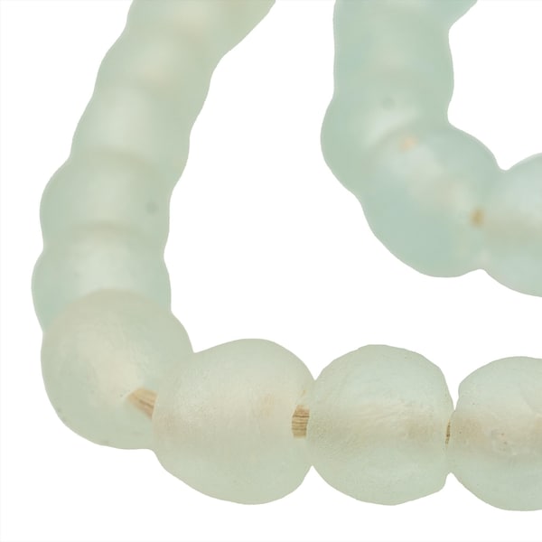 42 Recyclingglasperlen Afrikanische Glasperlen - 14 mm klare Aqua Perlen - Seeglas - Schmuckherstellung Zubehör - Made in Ghana (RCY-RND-AQU-649)