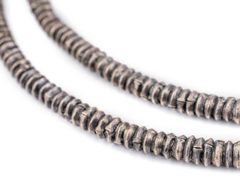 200 Heishi-Perlen aus Silber – Äthiopische Metallperlen 4 mm – Afrikanische Silberperlen – Schmuckherstellungsbedarf – Hergestellt in Äthiopien * (MET-HSHI-SLV-248)
