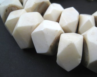 40 Faceted White Bone Beads - Large Faceted Beads - Faceted Bone Beads - Fair Trade Beads - Kenya Bone Beads - Trade Beads (BON-UNU-WHT-306)