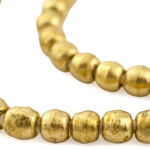 85 Cuentas Redondas de Metal - Cuentas Espaciadoras de Latón - Cuentas Redondas de Latón - Cuentas Etíopes - Cuentas Africanas Hechas a Mano - Cuentas de Comercio Justo (MET-RND-BRS-223)