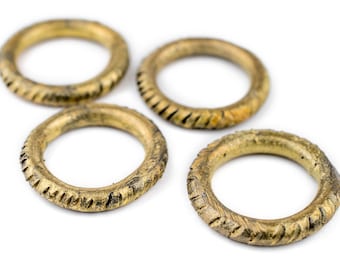 4 Perline africane in ottone per anelli di denaro: Perline in ottone ghanese Perline commerciali ghanesi Anelli in ottone africani Perline tribali in ottone Grandi anelli in ottone