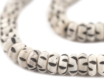 108 vita snidade skivbenpärlor 8 mm: Boho benpärlor 8 mm benpärlor Nepal benpärlor Benskivapärlor Benmunkpärlor Benrondelpärlor
