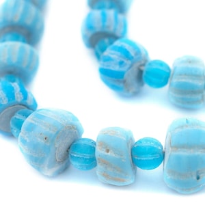 51 perle di ceramica e vetro turchesi vintage: perle di ceramica fatte a mano importate dall&#39;Afghanistan, splendido colore turchese, ideali per gioielli