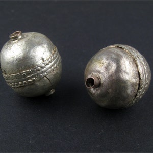 2 Jumbo Ethiopian Silver Beads - African Silver Color Pendants - Jewelry Making Supplies - Made in Ethiopia ** (MET-OVL-SLV-431)