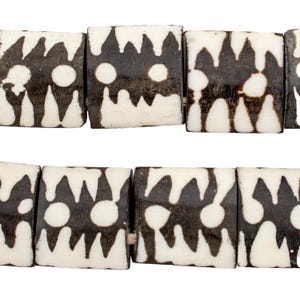 30 Batik Bone Beads Flags - Cow Bone Strand - Rectangular Beads - Black and White - Kenyan Jewelry - African Beads (BON-FLT-DOD-276) image 3