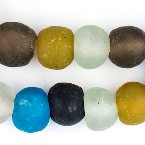 40 återvunna glaspärlor - flerfärgade afrikanska pärlor - 18 mm runda pärlor - Fairtrade - Tillverkad i Afrika (RCY-RND-MIX-617)