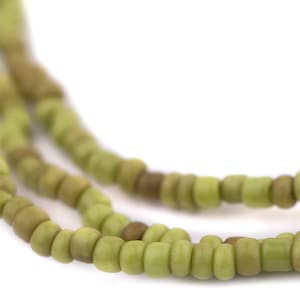 800 gröna Java-glaspärlor i vintagestil 2,5 mm, 48" sträng: Java-pärlor Bali-glaspärlor Matta glaspärlor Glasdistanspärlor