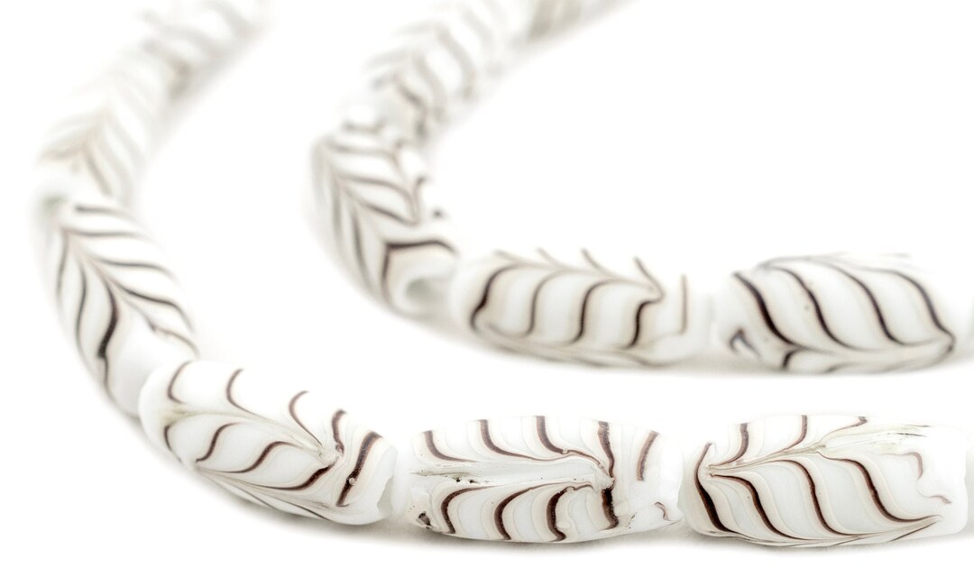Java Glass Feather Beads, White 8mm, 23 Inch Strand, Artisan Jewelry ...