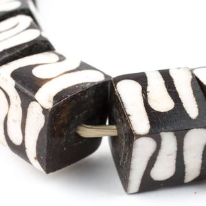 25 Traditional Batik Bone Beads: Dyed Bone Beads Patterned Bone Beads Kenya Bone Beads Bone Cube Beads Big Bone Beads Beaded Wall Hanging