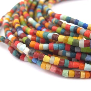 250～280個のレインボーメドレーサンドキャストシードビーズ：アフリカンサンドキャストサンドキャストビーズパウダーガラスビーズボヘミアンガラスビーズ小さなガーナビーズ