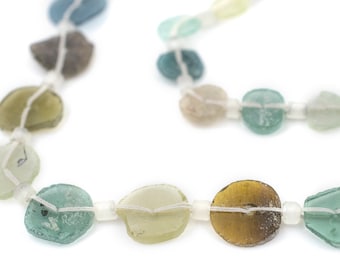 30-35 Hellrömische Glasknopfperlen 8 mm: Flaches römisches Glas, Römerglasperlen, Antike Glasperlen, Altglas, Grüne Glasperlen, Aquacolor