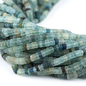 160 Perles Heishi cylindriques en verre de la Rome antique 4 mm : Perles cylindriques en verre romaines en verre romaines Perles en verre afghanes Perles en verre de 4 mm Perles faites main