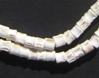 190 Fish Bone Beads - Natural African Beads - White Beads - Made in West Africa ** (BON-UNU-WHT-232)