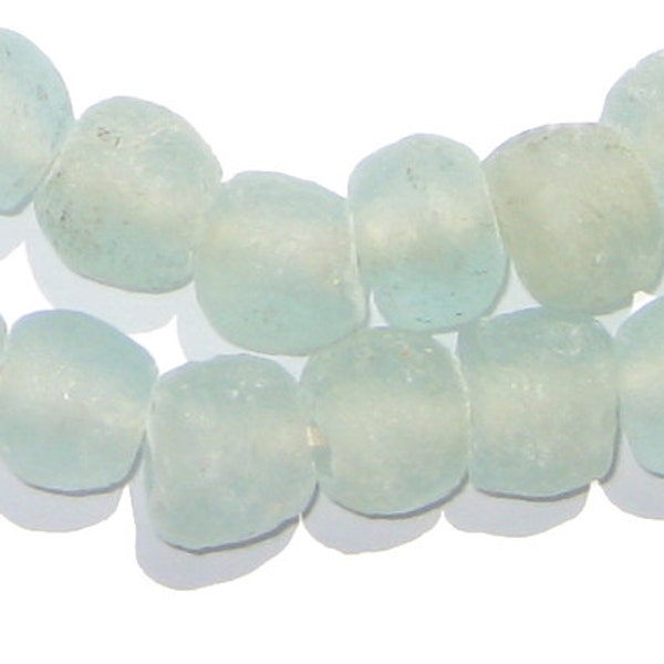 42 perles de verre recyclées - Perles de verre africaines - Perles aquatiques transparentes de 14 mm - Verre de mer - Matériel pour la fabrication de bijoux - Fabriqué au Ghana (RCY-RND-AQU-649)