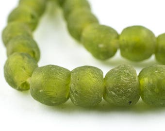 68 Lime Green Recycled Glass Beads: Bottle Glass Beads Powder Glass Beads Frosted Glass Beads Round Shaped Beads (RCY-RND-GRN-1103)