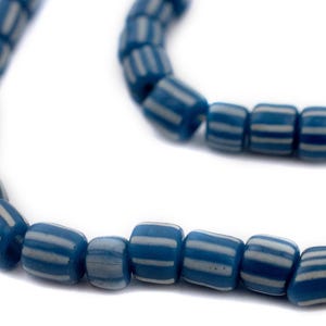 Indonesiska blå Java krusbärspärlor: Hantverksmässig glascylinder 6 mm, hel sträng