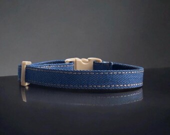 Cat Collar -Medium Wash Denim Cat Collar, kitten collar, Small dog collar, Breakaway Pet collar, Soft denim collar, Safety collar.