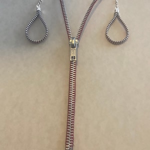 ZIPPER NECKLACE, 30&quot; With Matching Earrings - Red & Silver