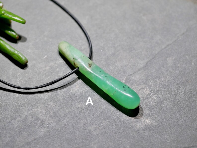 Renewing Energy\u30fbChrysoprase Pendant 2/'/' drilled Australian Chrysoprase Necklace