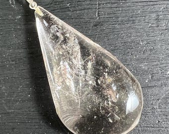 Clear Quartz Teardrop Pendant XL | Rainbow Inclusion | 58mm