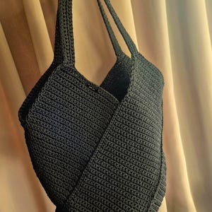 Sac cabas noir pour femme - crocheté à partir de corde de polyester - sac à bandoulière tendance et confortable - sac d'été - Sac shopping en crochet